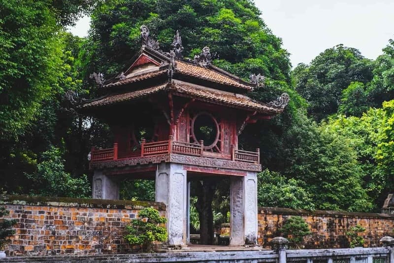 Temple of Literature: History, tickets, and self-guided tour 2026